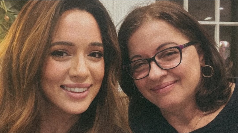 Καλομοίρα: Έξαλλη με τη μητέρα της -"Νευρίασα τόσο πολύ. Πήγα να τα τινάξω όλα εκεί μέσα" [βίντεο]